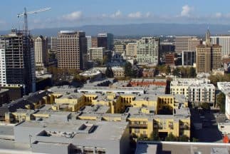 Compañías tecnológicas firman una acción legal contra el veto migratorio firmado por Donald Trump 