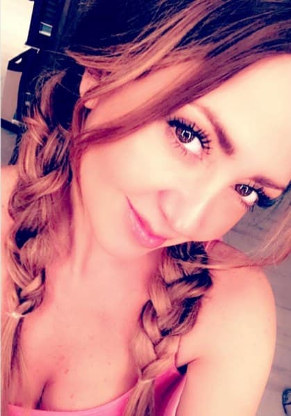 En septiembre de 2011 Andrea Legarreta se vio involucrada en el hackeo de su cuenta oficial en Twitter.