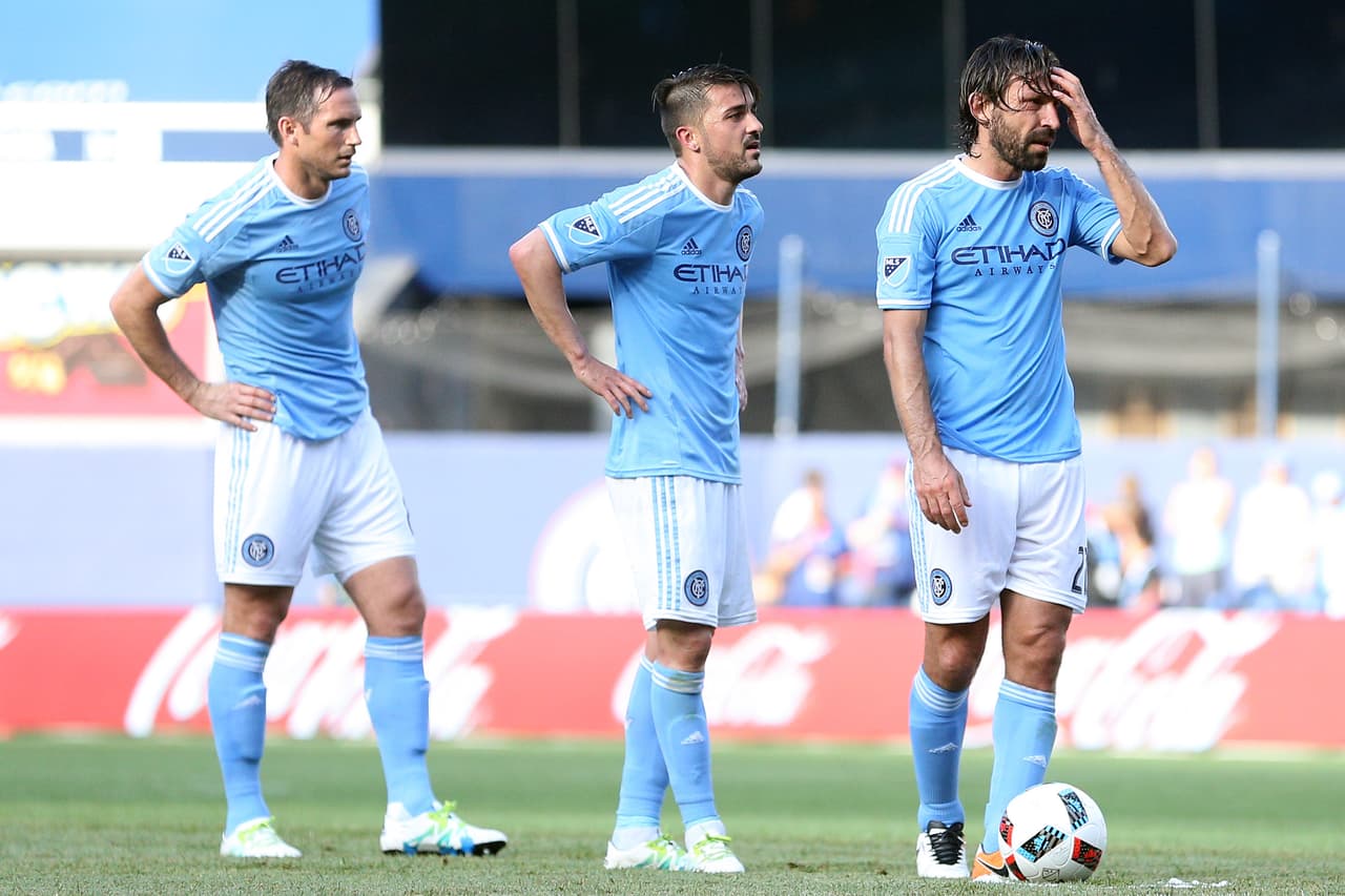En 2015, los equipos de expansión llegaron a otro nivel en términos de atracción de jugadores de renombre. New York City FC fichó a un trio magnifico en David Villa, Andrea Pirlo y Frank Lampard, creando instantáneamente una rivalidad con los Red Bulls.