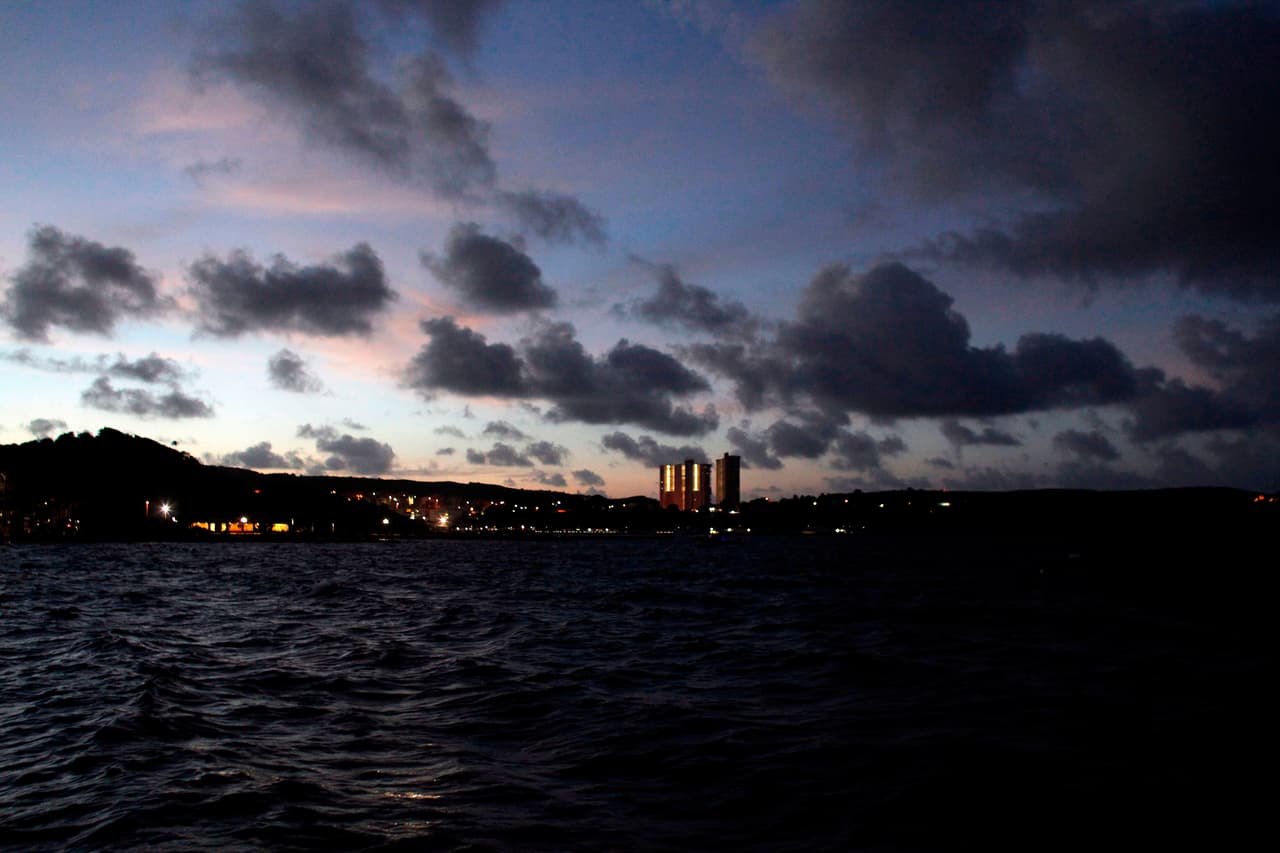 Desde el viernes de la semana pasada los puertorriqueños salieron a abastecerse con artículos de primera necesidad para el paso del huracán Irma, que este miércoles se acercará a la isla con vientos de 185 mph.