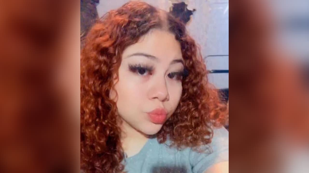 <a href="https://www.univision.com/local/houston-kxln/tiroteo-asesinato-diamond-alvarez-muertes-menores-de-edad-houston-texas">Diamond Alvarez</a>, de 15 años, murió mientras paseaba a su perro la noche del martes en la cuadra 15400 de la calle Park Manor, al suroeste de Houston.
