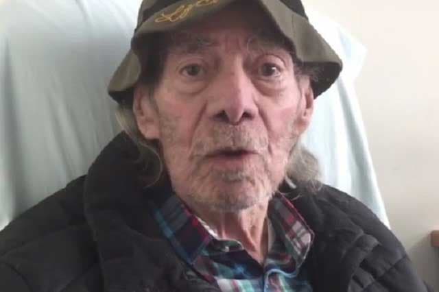 Manuel 'Loco' Valdés de nuevo hospitalizado por un tumor en la cabeza