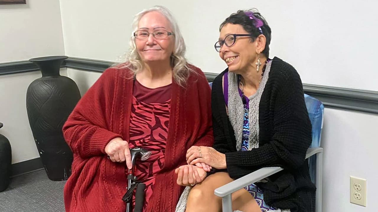 Alta Highsmith y su hija 51 años después.