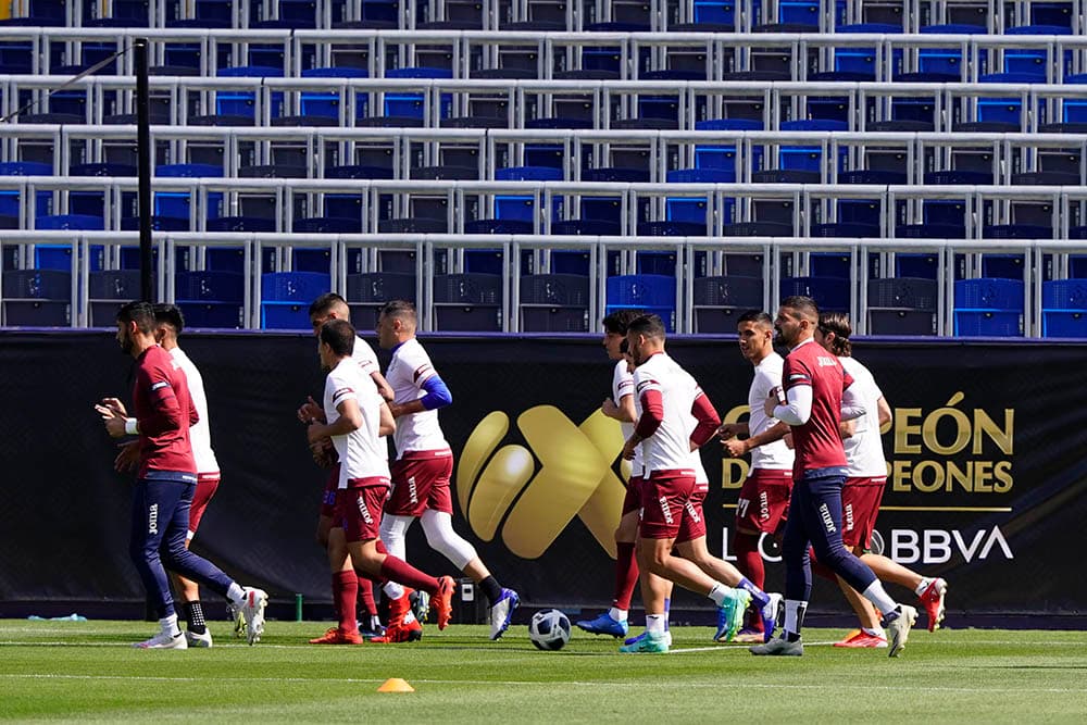 Ambas plantillas se mostraron listas y concentradas para el duelo el próximo domingo 18 de julio.