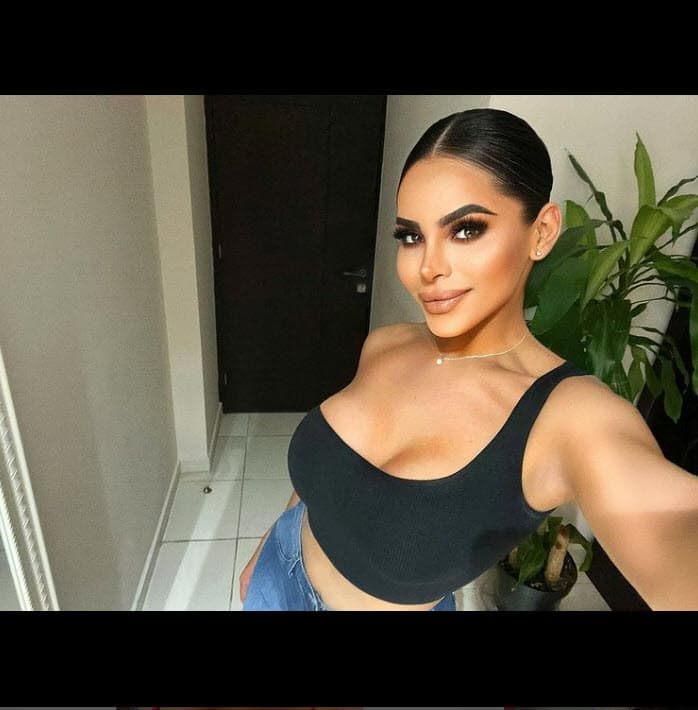 "Él es una persona noble que
<b>le han pegado mucho,</b> pero tiene un ángel dentro de él", destacó sobre la personalidad de la exestrella del beisbol.
<br>