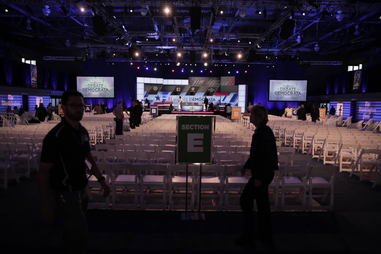 A cinco días de las primarias en Florida, Clinton llevaba una amplia ventaja de 38 puntos sobre Sanders entre demócratas, según una encuesta de Univision Noticias y The Washington Post.