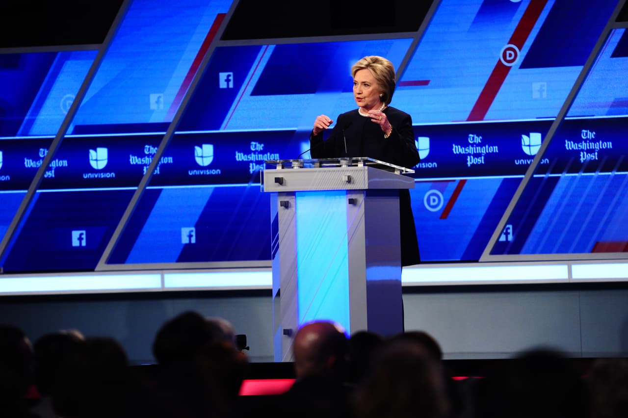 Clinton aseguró que no recurrirá a deportar a menores centroamericanos que llegaron a EEUU buscando asilo. "Ni niños ni sus familiares", aclaró.