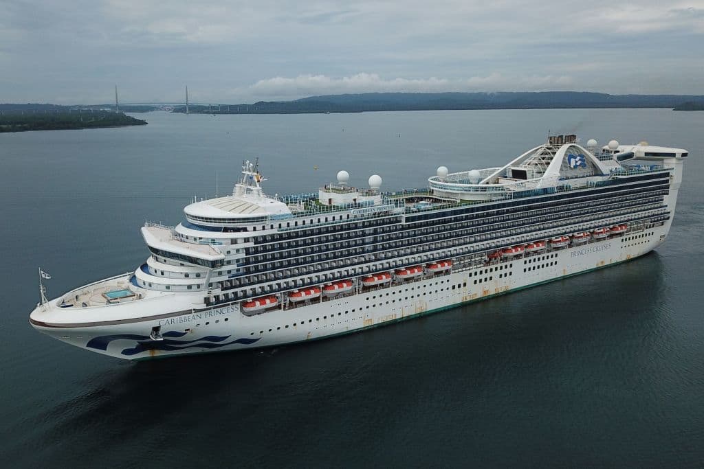 Dos cruceros de las navieras estadounidenses Royal Caribbean y Celebrity serán los primeros en regresar al Caribe a partir del próximo mes de junio, tras una larga pausa en este tipo de viajes desde que empezó la pandemia.