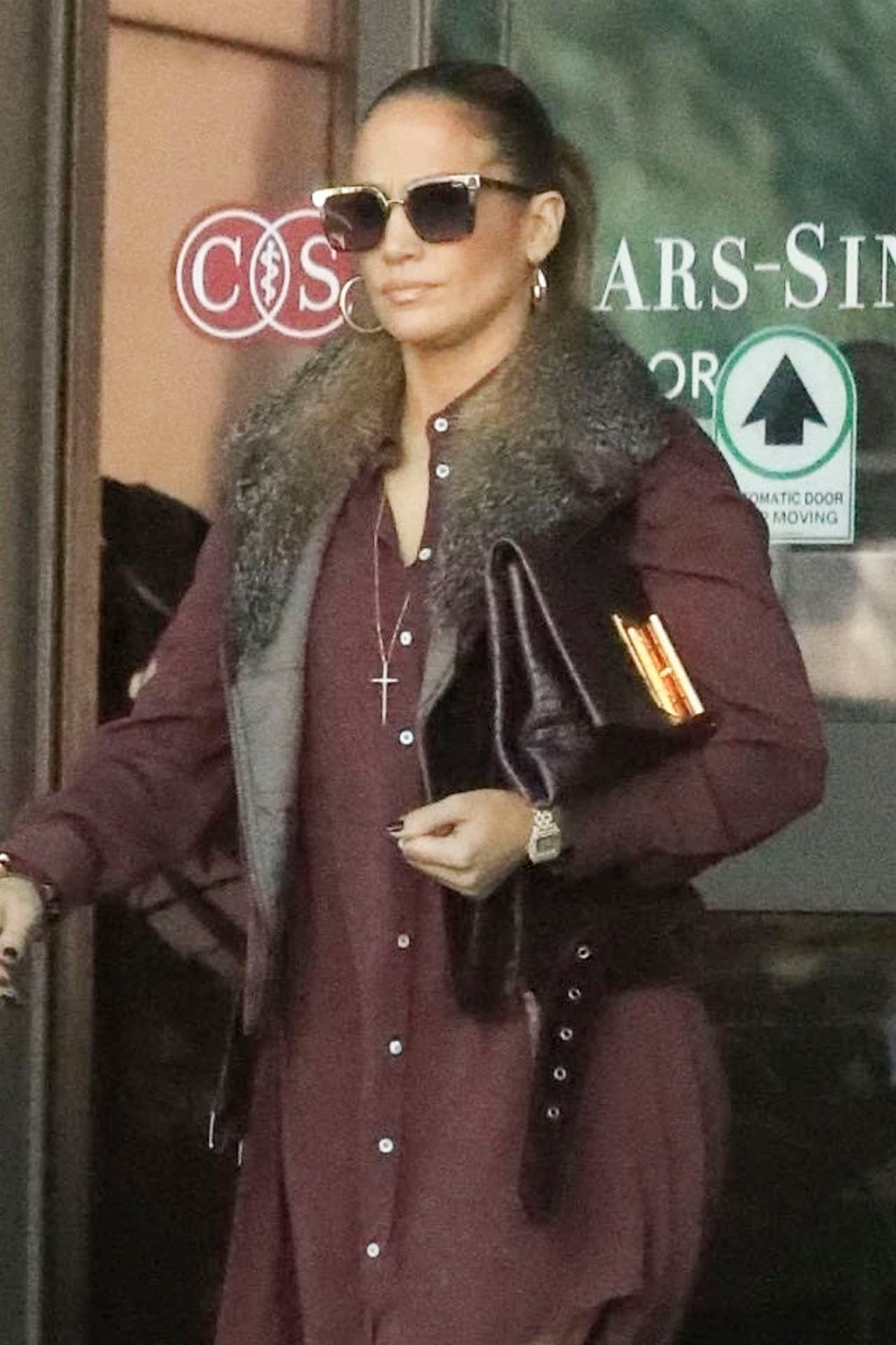 Por el momento, ni la artista ni su pareja han emitido expresiones sobre la venta del departamento.