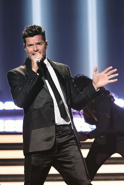 Pues entre su tour y siendo juez en La Banda, es complicado poder hacer otras actividades.