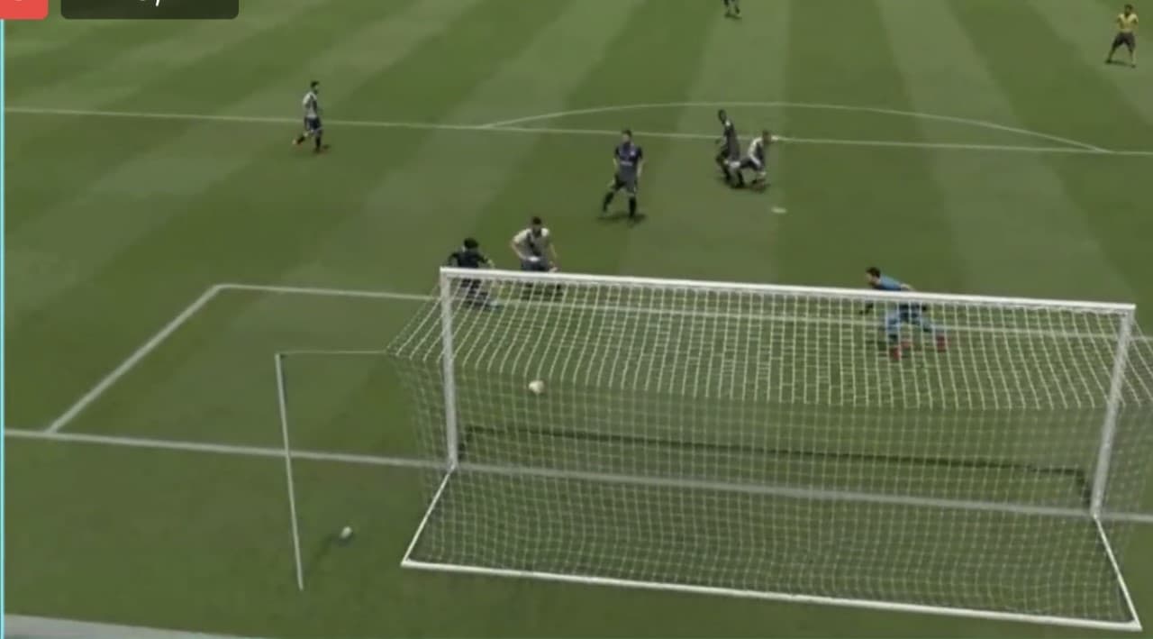 Jimmy Gómez le pone fin a la racha ganadora del Puebla de Santiago Ormeño.