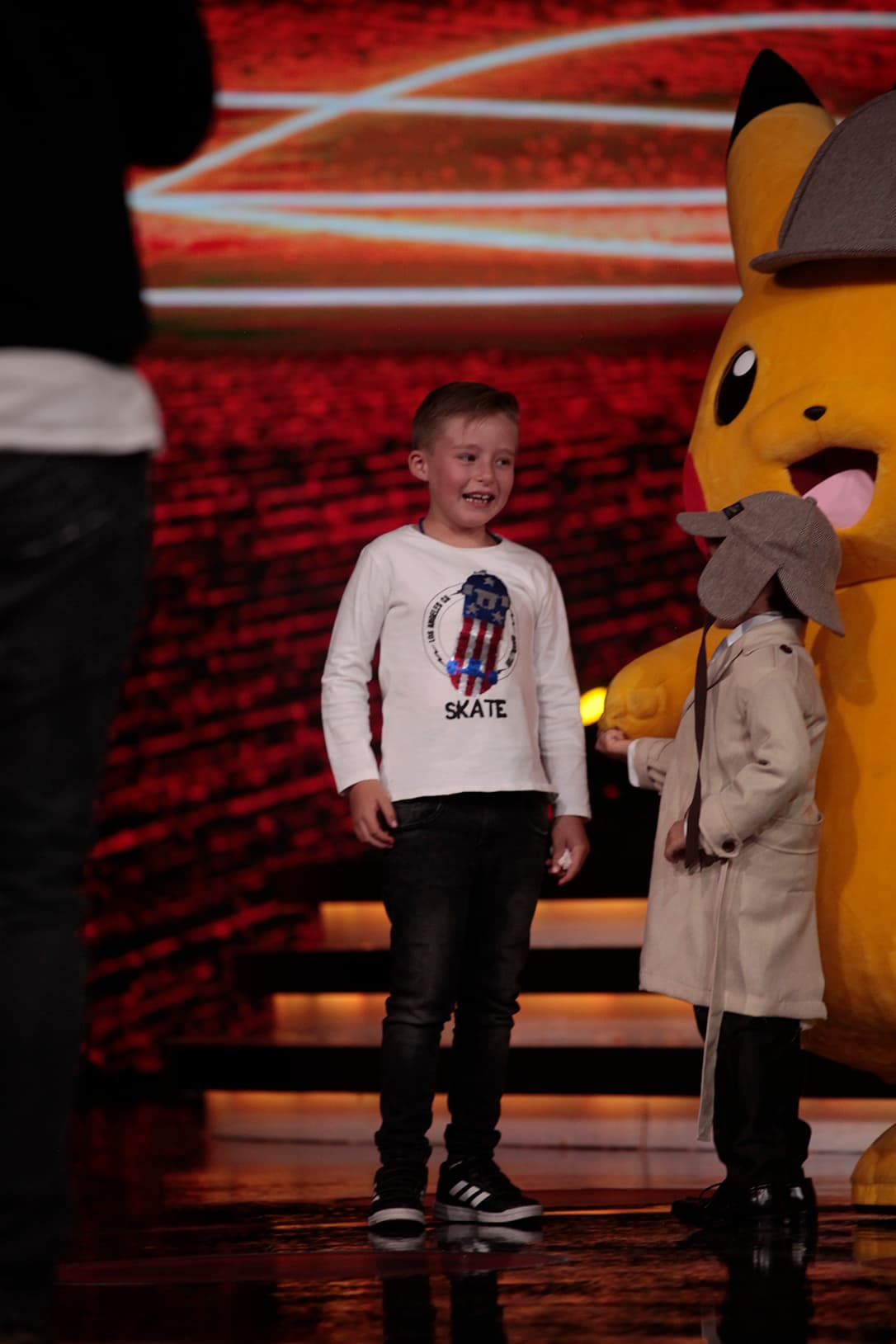 "Es un perrito y se llama Luke", fue lo que comentó Mateo, refrescándole la memoria a su afamada madre.