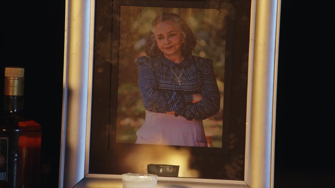 Con el fallecimiento de Pachita, Leticia y Rafael dispusieron de todo para darle sepultura. Con una fogata y las tiernas palabras de Rafael, fue despedida por todos en El Primor.