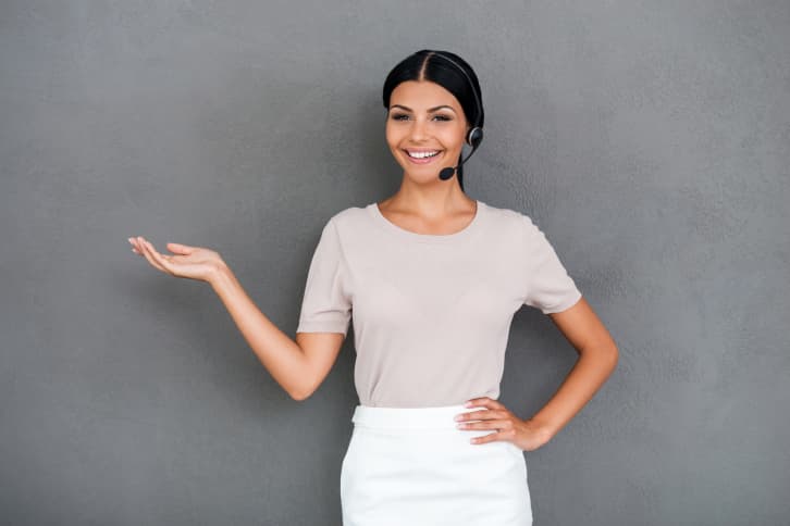 Los movimientos al hablar y manierismos son muy típicos de este signo de aire.