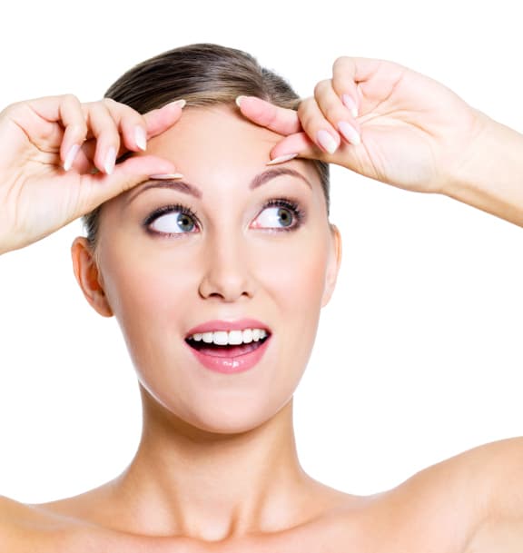 La parte de la frente es muy importante en este signo que en muchos tiende a ser prominente muy marcada y visible así como un punto muy sensual que no se puede olvidar a la hora del juego amoroso.