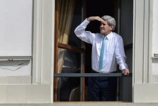 El Secretario de Estado de Estados Unidos, John Kerry, en el hotel donde se hospeda en Lausana, Suiza, durante un receso en las conversaciones nucleares con Irán.