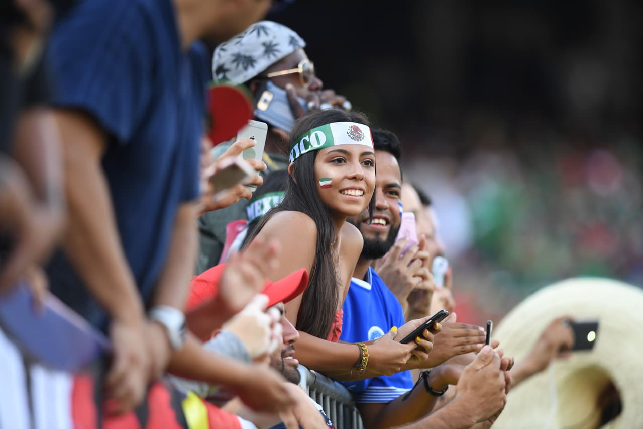 El domingo más de 50,000 personas fueron a ver el México-El Salvador en el Qualcomm Stadium de San Diego.