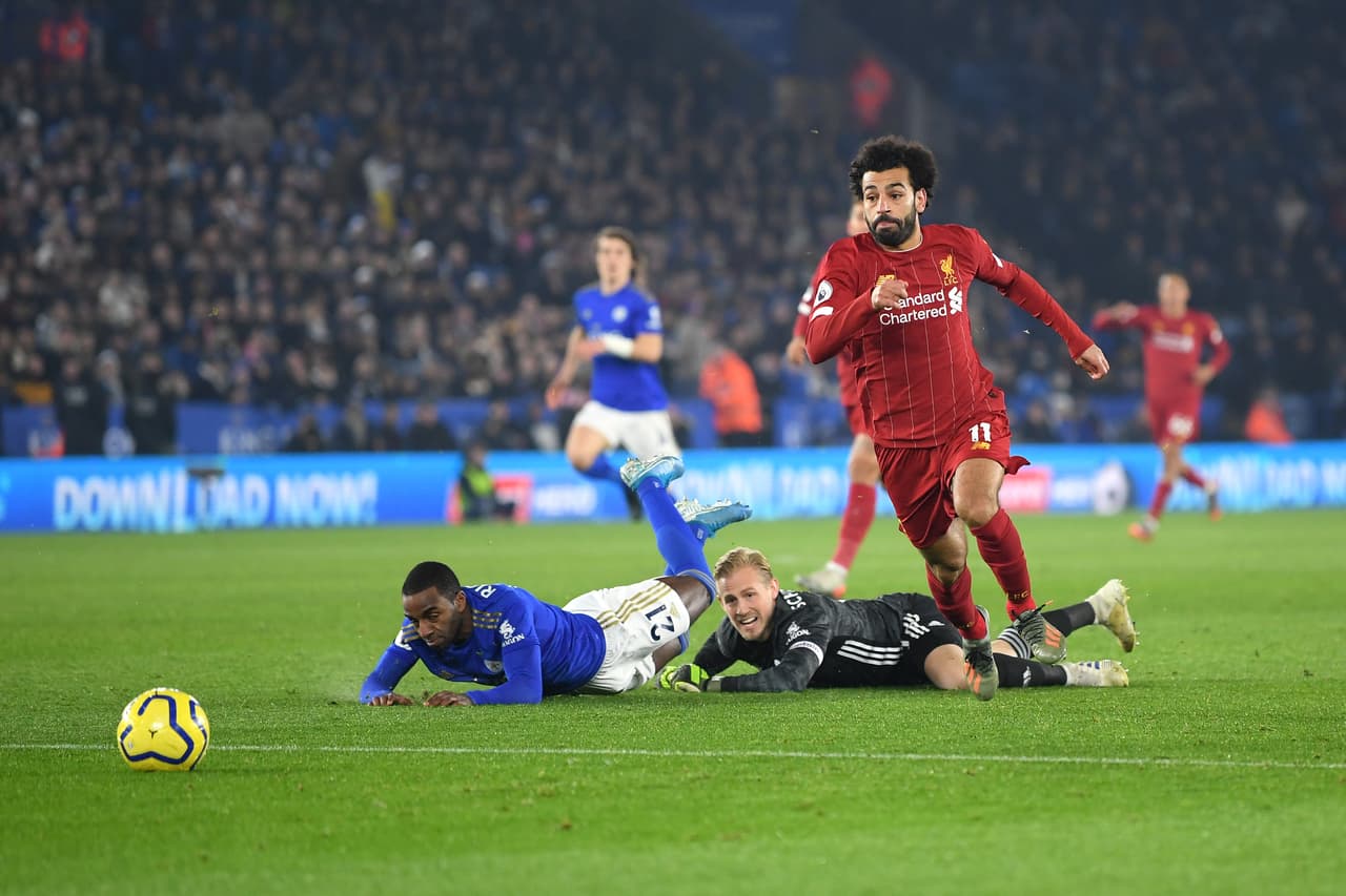 Liverpool extiende distancia de 13 puntos sobre Leicester en la Premier League. Goles de Firmino (31’ y 74’), James Milner (71’) y Trent-Alexander Arnold (78’) marcaron para los Reds.