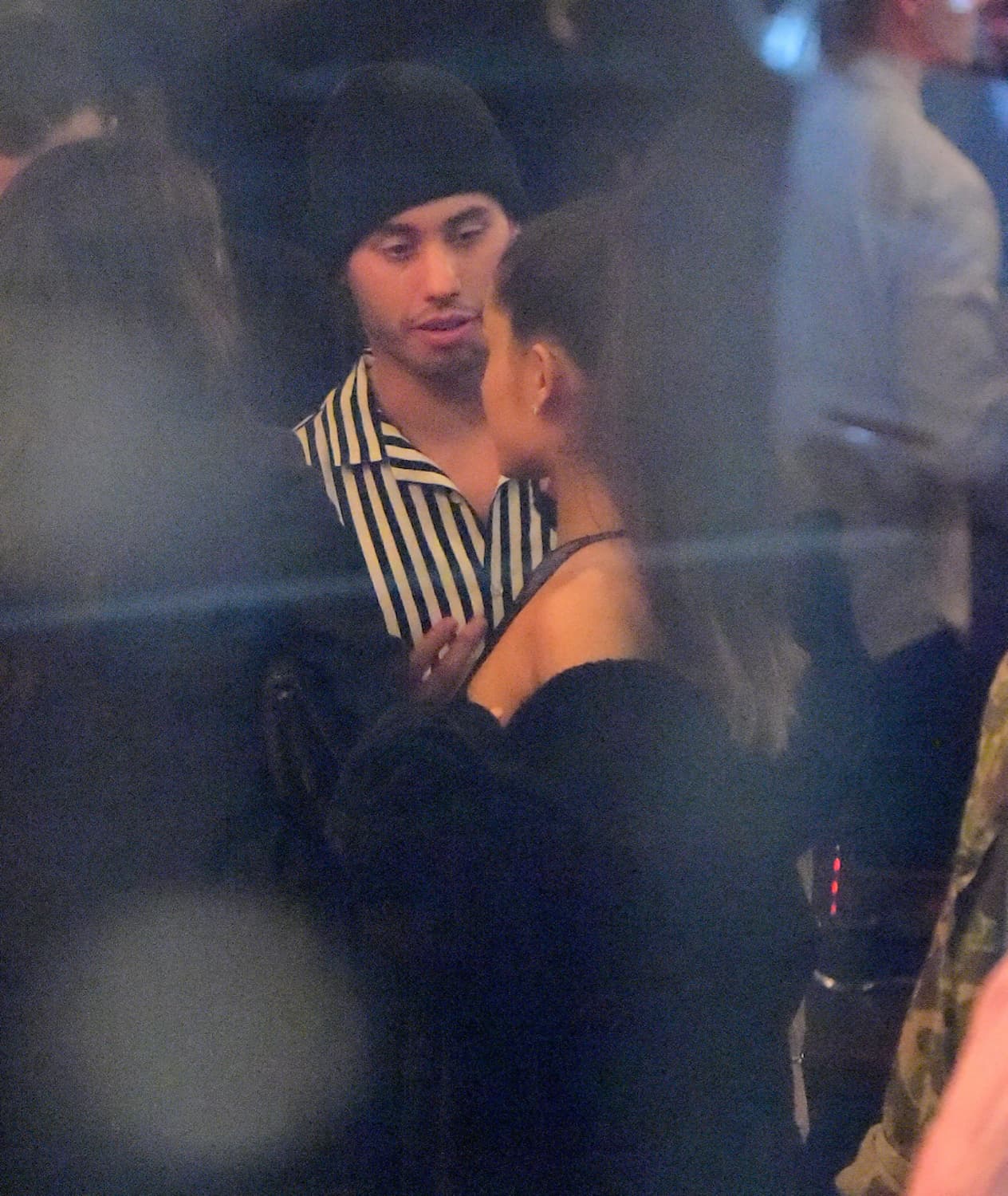 Luego de tanto trabajo ambos se han flechado.