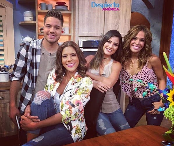 Con esta sonrisa estabamos esperando una visita muy especial.