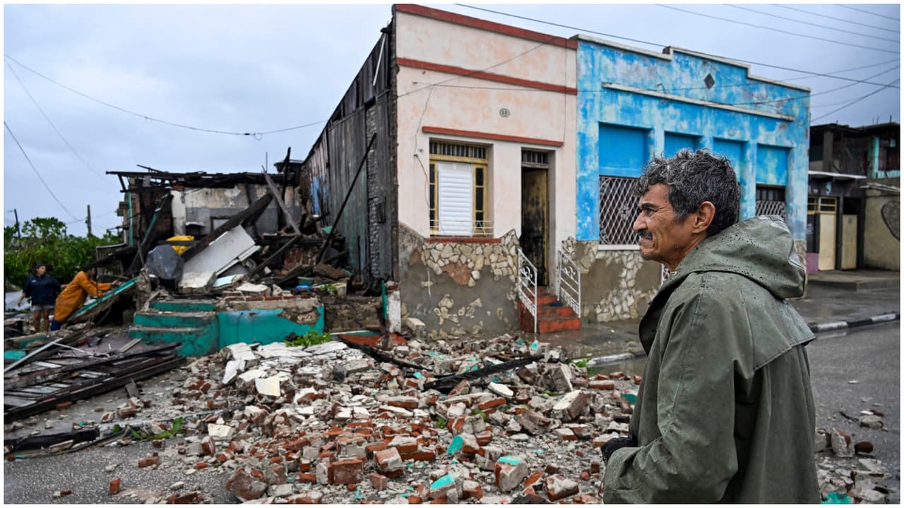 Imágenes muestran los destrozos tras el paso del huracán Melissa por el oriente de Cuba