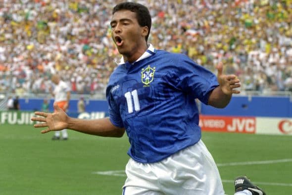 Romario es uno de los más grandes goleadores en la historia de Brasil y en la política del país sudamericano ha logrado posicionar su nombre a pesar de que como jugador se caracterizaba por ser un fiestero empedernido.