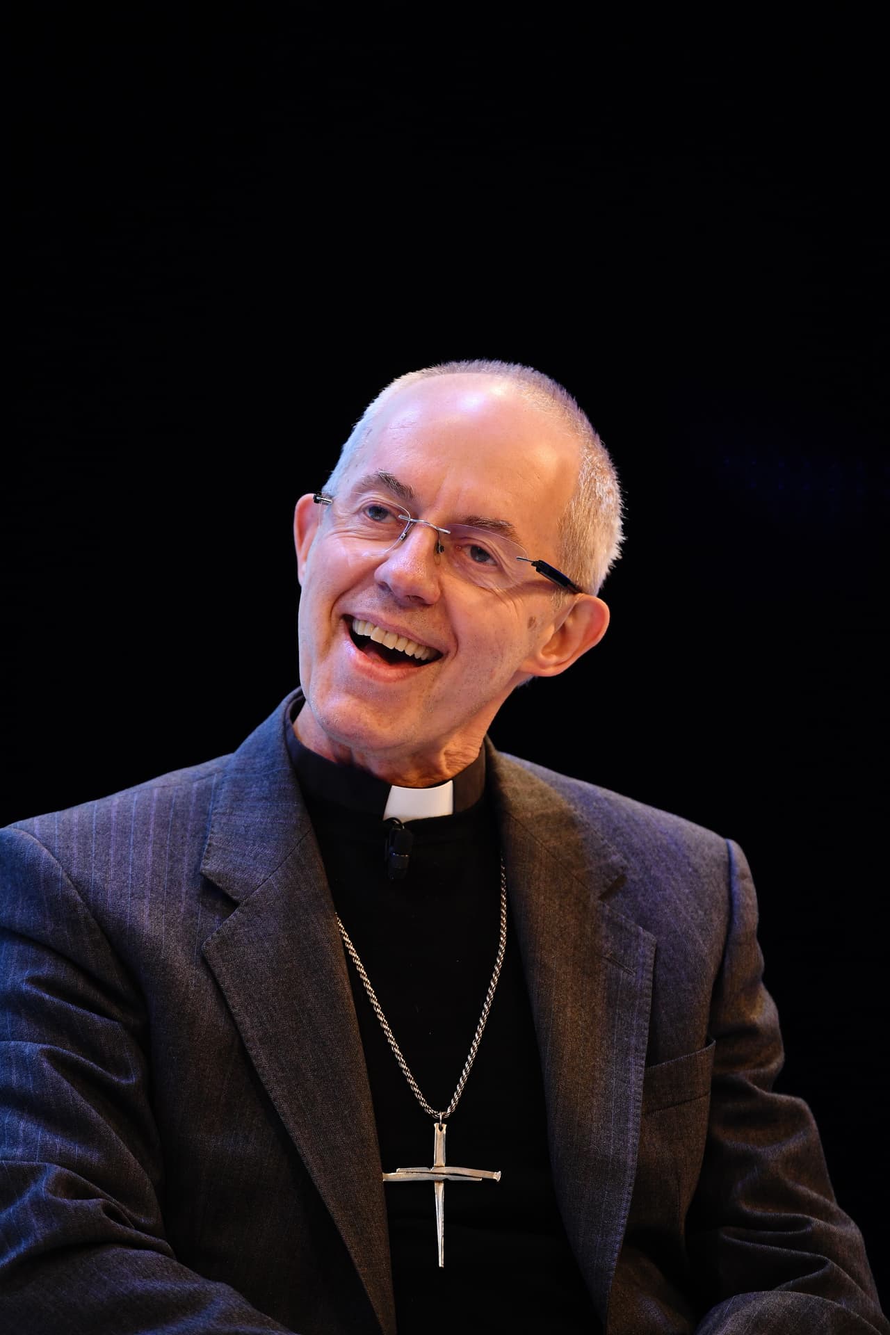 El arzobispo confesó que también siente "
<b>profunda simpatía"</b> por otros en el foco de atención pública, como los políticos.