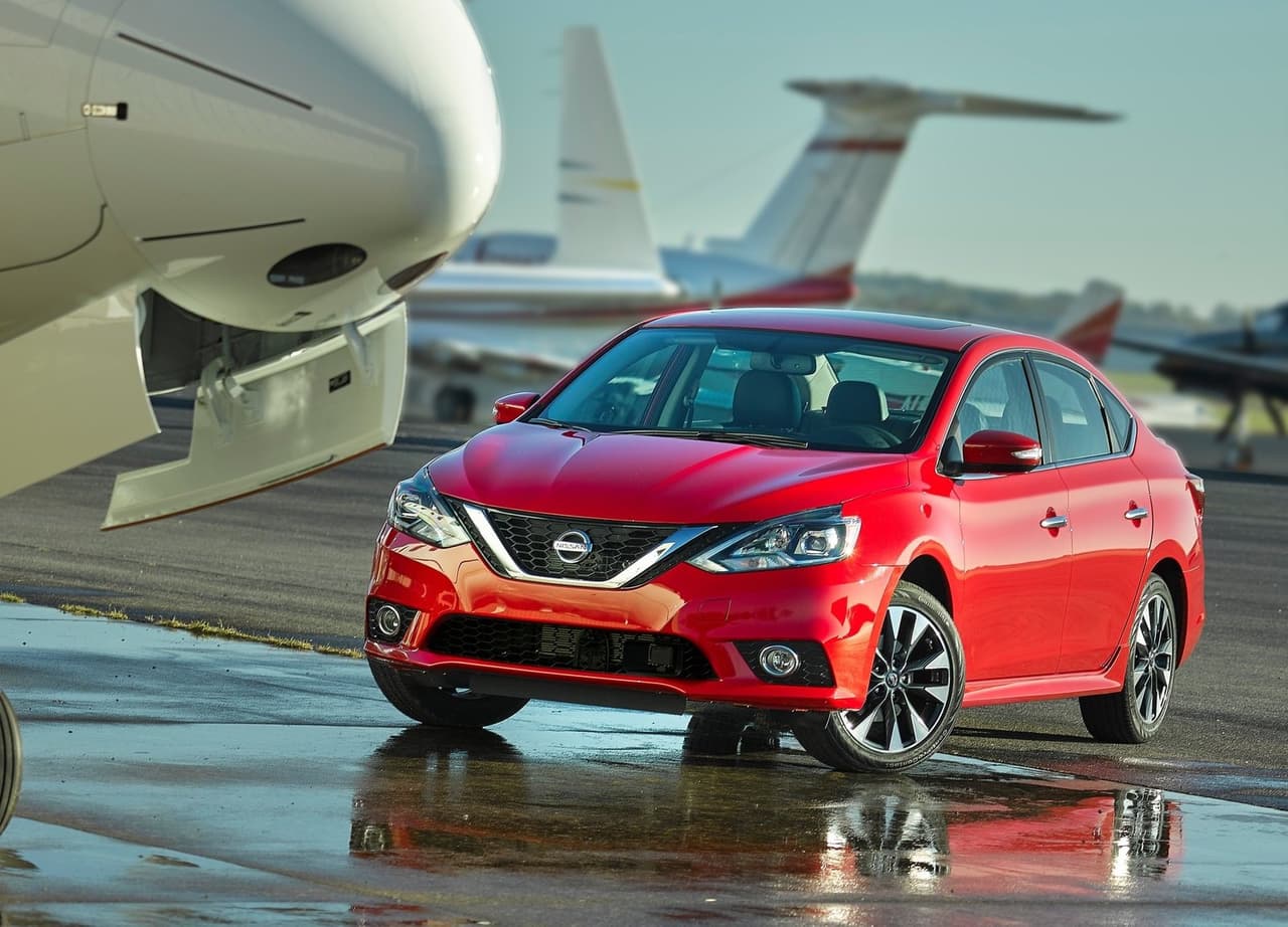 <h3 class="cms-H3-H3">20 – Nissan Sentra S 2019</h3>
<br>
<br>Precio sugerido al consumidor: $17,890
<br>Pago inicial (20%): $3,578
<br>
<br>Pago mensual con crédito bueno: $290
<br>