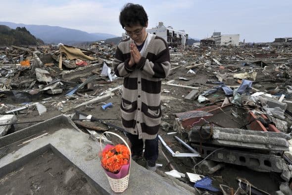 Aquel tsunami devastó amplias zonas del litoral japonés, causó unos 20 mil muertos o desaparecidos, y fue responsable en la central de Fukushima del peor accidente nuclear desde el de 1986 en Chernóbil.