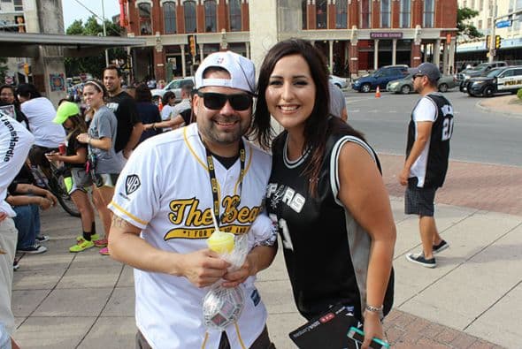 Photos: Spurs Championship Parade 2014