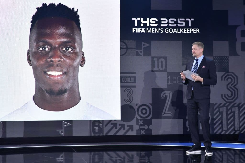 Como mejor portero fue anunciado el senegalés Edouard Mendy, que superó al italiano Gianluigi Donnarumma y al alemán Manuel Neuer.