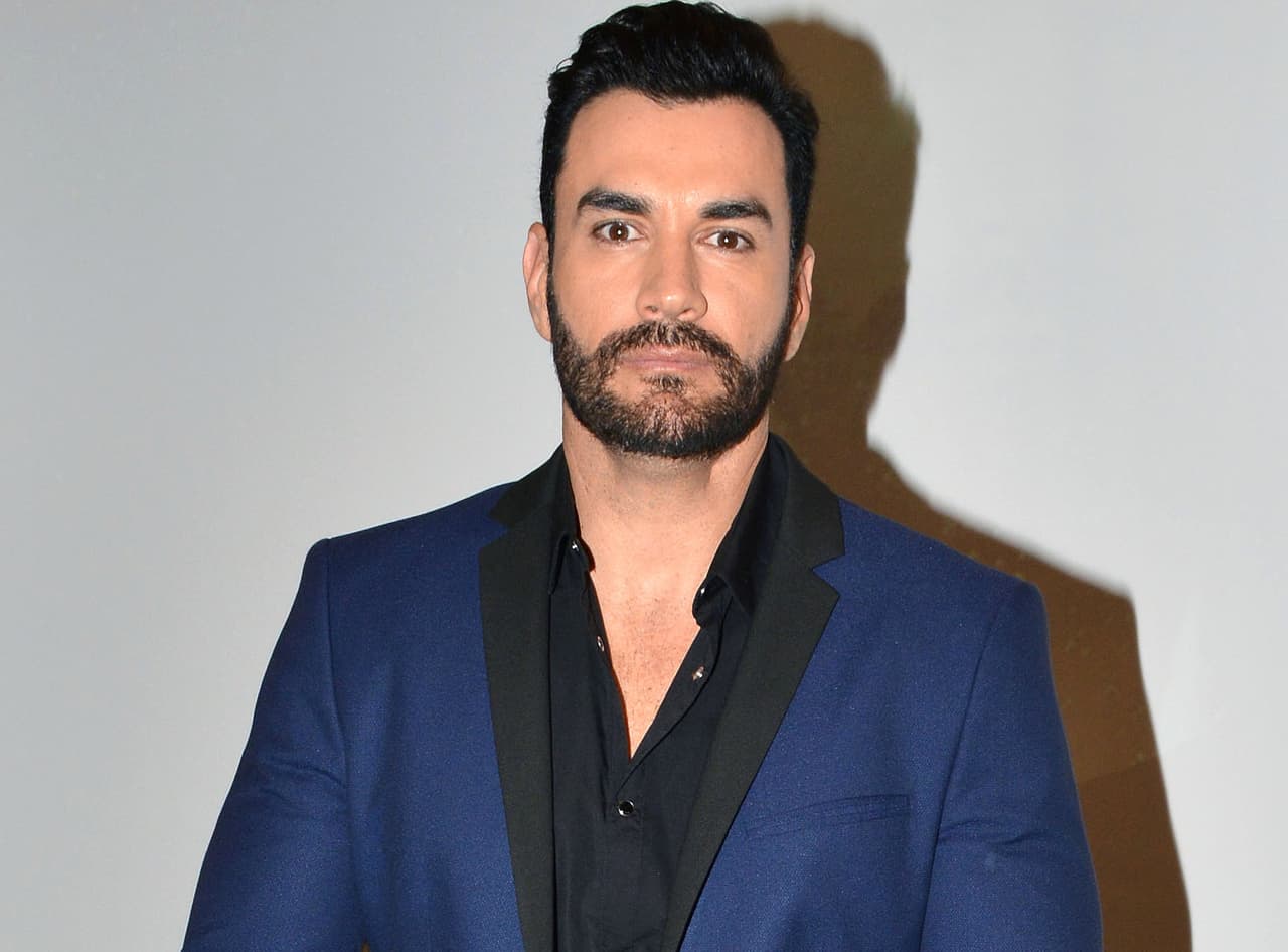 El galán de telenovelas David Zepeda no se resistiría a trabajar bajo la dirección de Ridley Scott en Hollywood.
