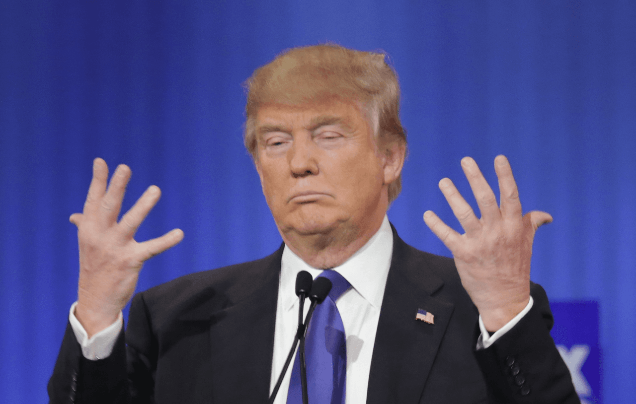 Trump durante un debate en Detroit.