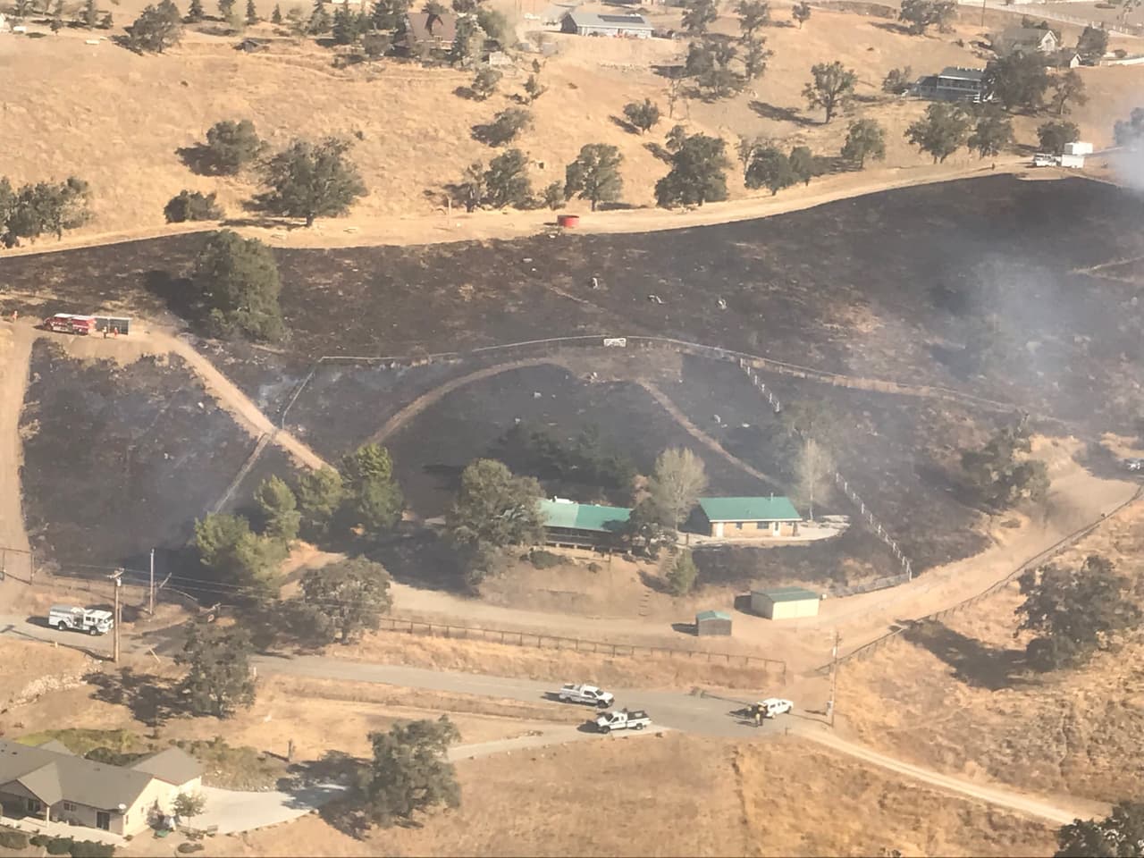 Un incendio en el área de Tehachapi consumió 7 acres.