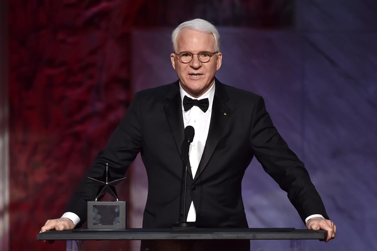 Recibió el Oscar Honorífico, ¡y no es para menos! La genialidad de Steve Martin la ha plasmado en cada una de las películas en las que ha participado.