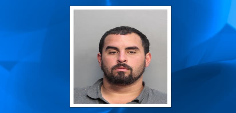 Acusan a papá de haber golpeado su hija hasta la muerte