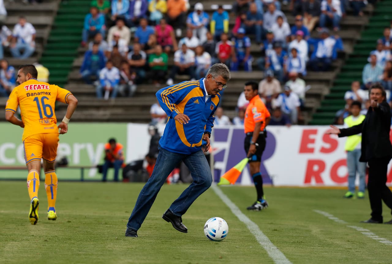 Ricardo Ferretti llega a sus 64 años de edad como todo un referente del fútbol, un genio y figura que en la Liga MX ha hecho y sigue haciendo historia.