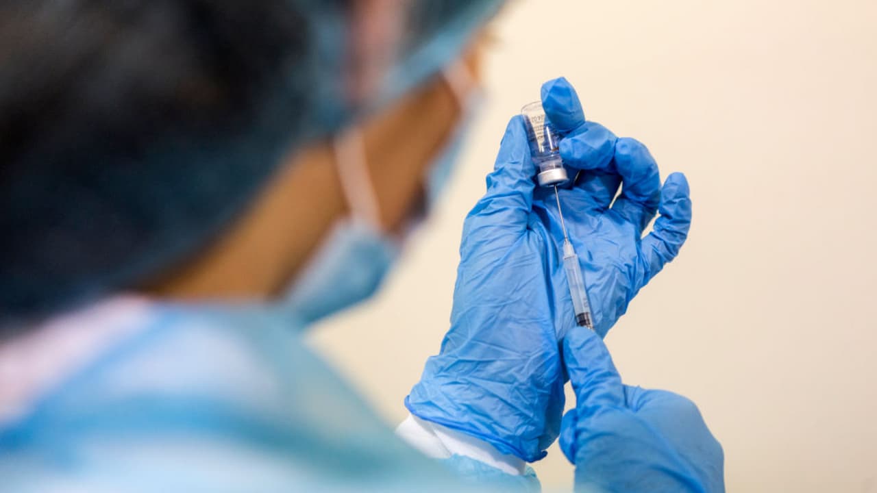 Una nueva ordenanza le da derecho a tomarse tiempo laboral para recibir la vacuna del coronavirus