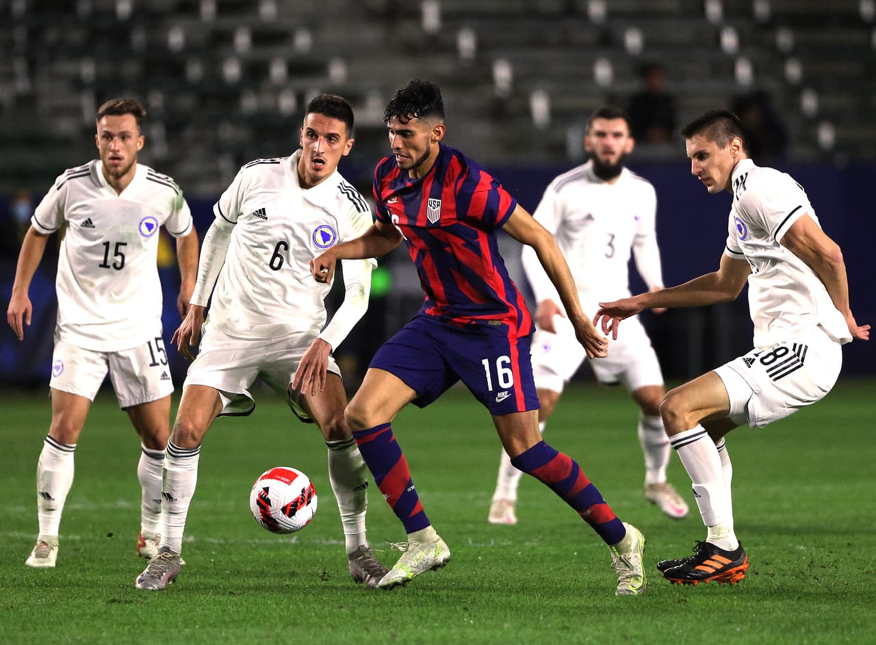 Ricardo Pepi, de padres mexicanos, fue titular.