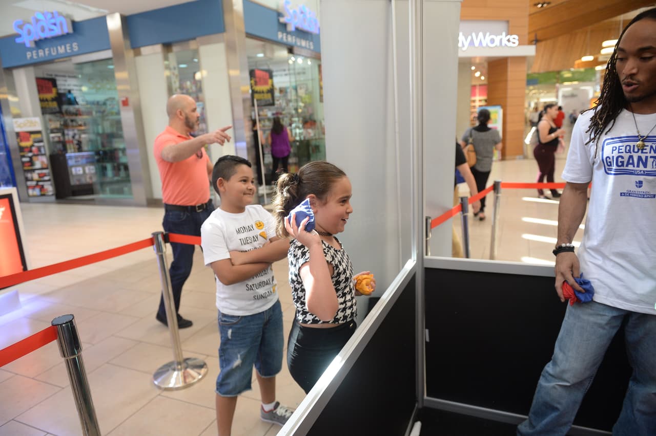 Los pequeños mostrando sus habilidades.