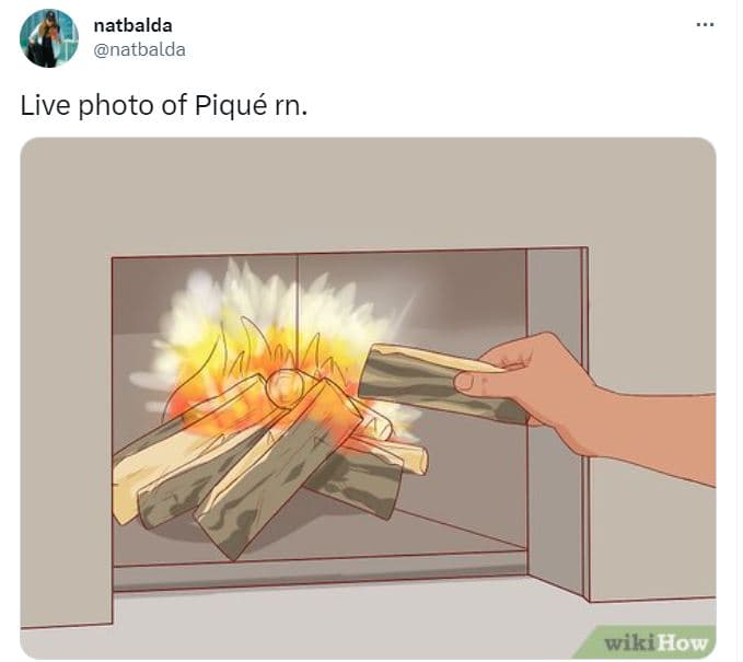 Meme foto Piqué y Clara Chía