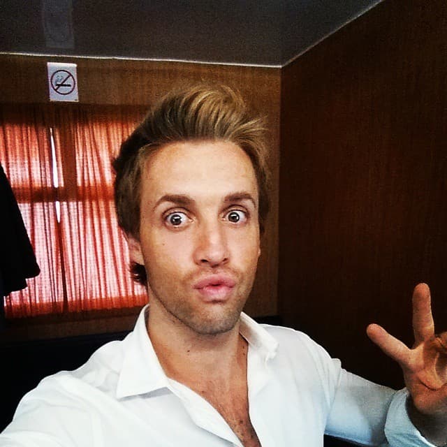 Este joven actor no sólo sorprendió con su talento.