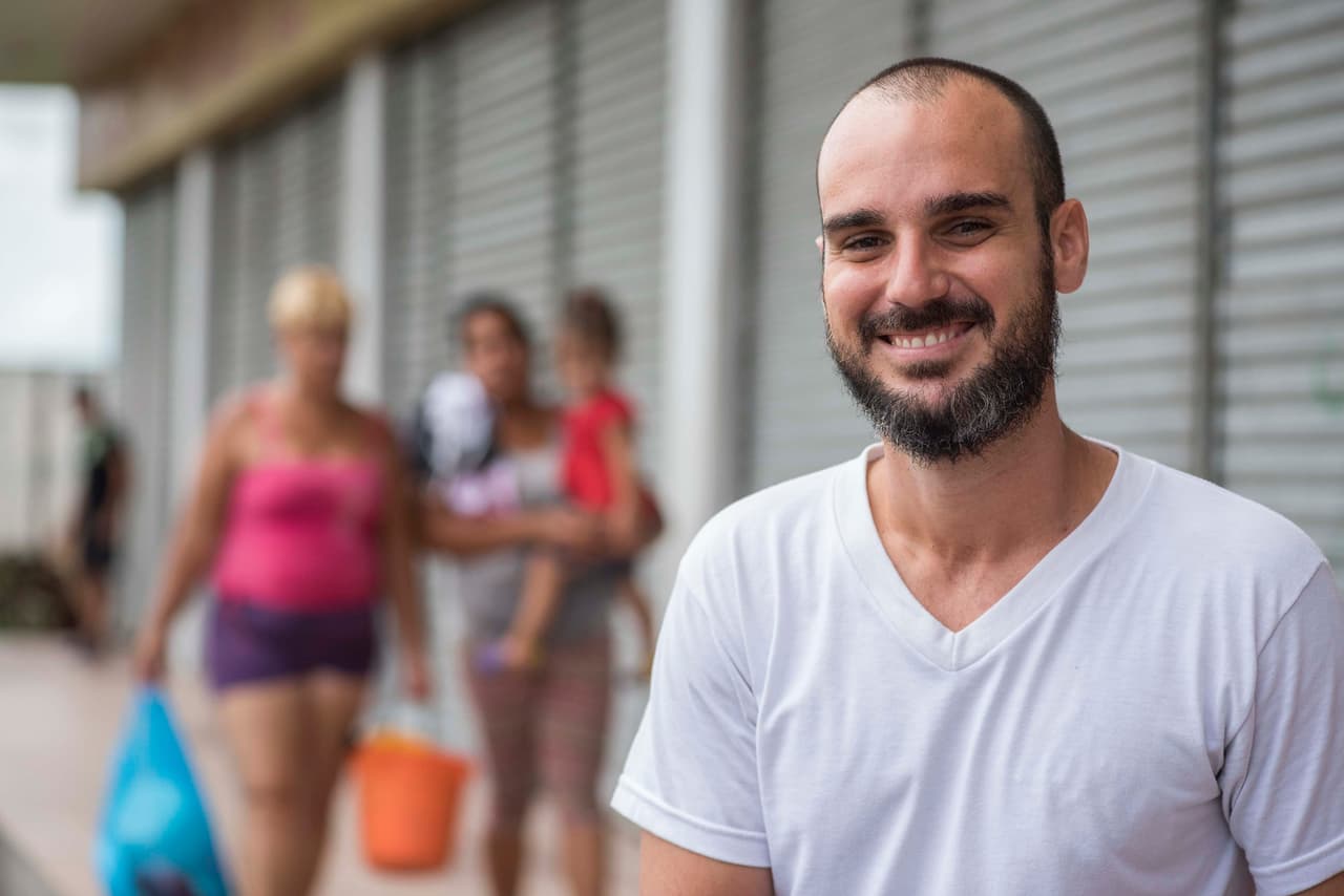 Danilo Garma es ingeniero civil. Forma parte de los migrantes cubanos que espera ayuda del gobierno de Panamá para poder continuar su viaje a Estados Unidos.