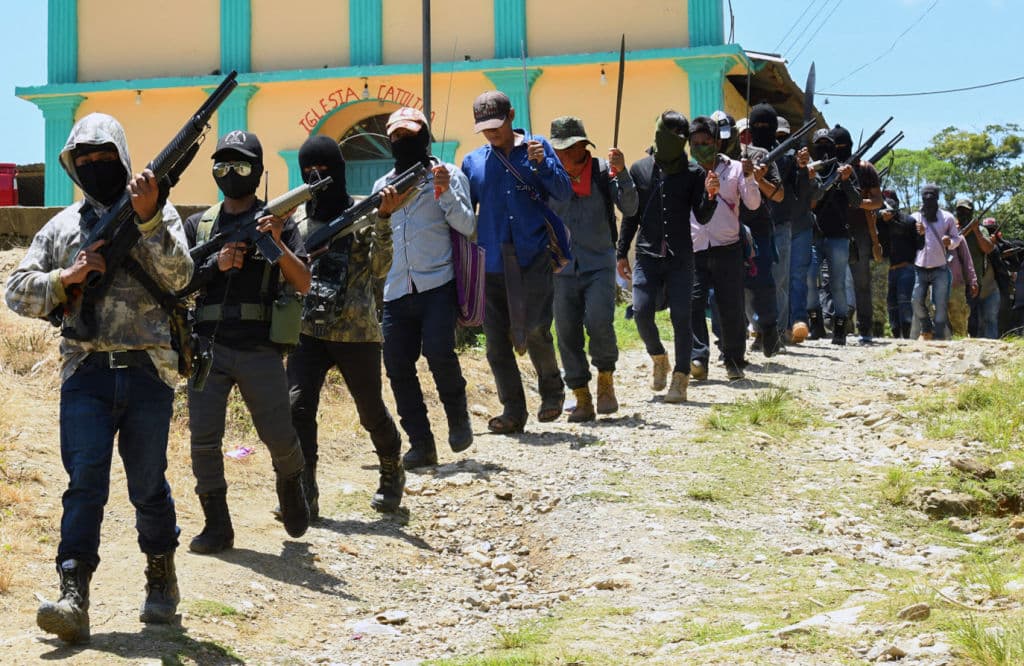 Asesinan a fiscal mexicano a cargo de zona de autodefensa 'El Machete'