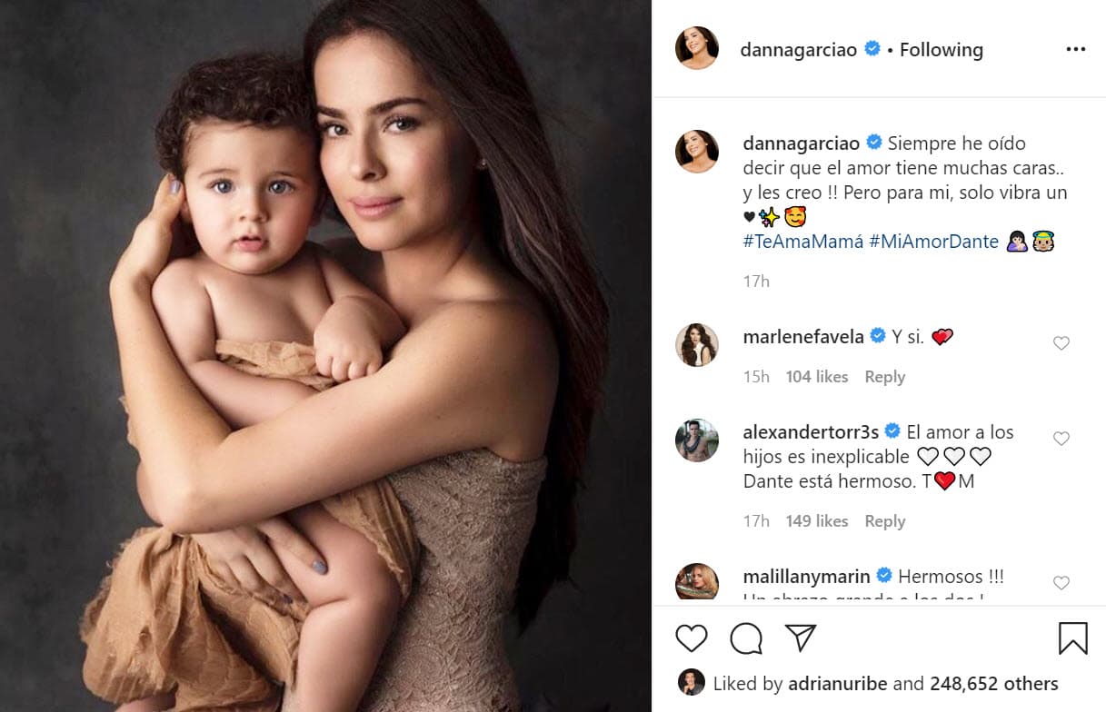 Junto con 
<b><a href="https://www.instagram.com/p/B_QfI6JDwOy/" target="_blank">esta foto</a></b>, la colombiana de 42 años escribió: "Siempre he oído decir que el amor tiene muchas caras... ¡y les creo! Pero para mí, solo vibra un corazón". 
<br>