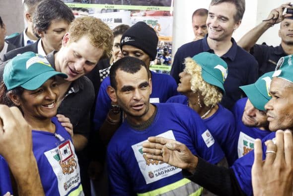 Acompañado por el alcalde de Sao Paulo, Fernando Haddad, conoció el proyecto "Brazos abiertos".