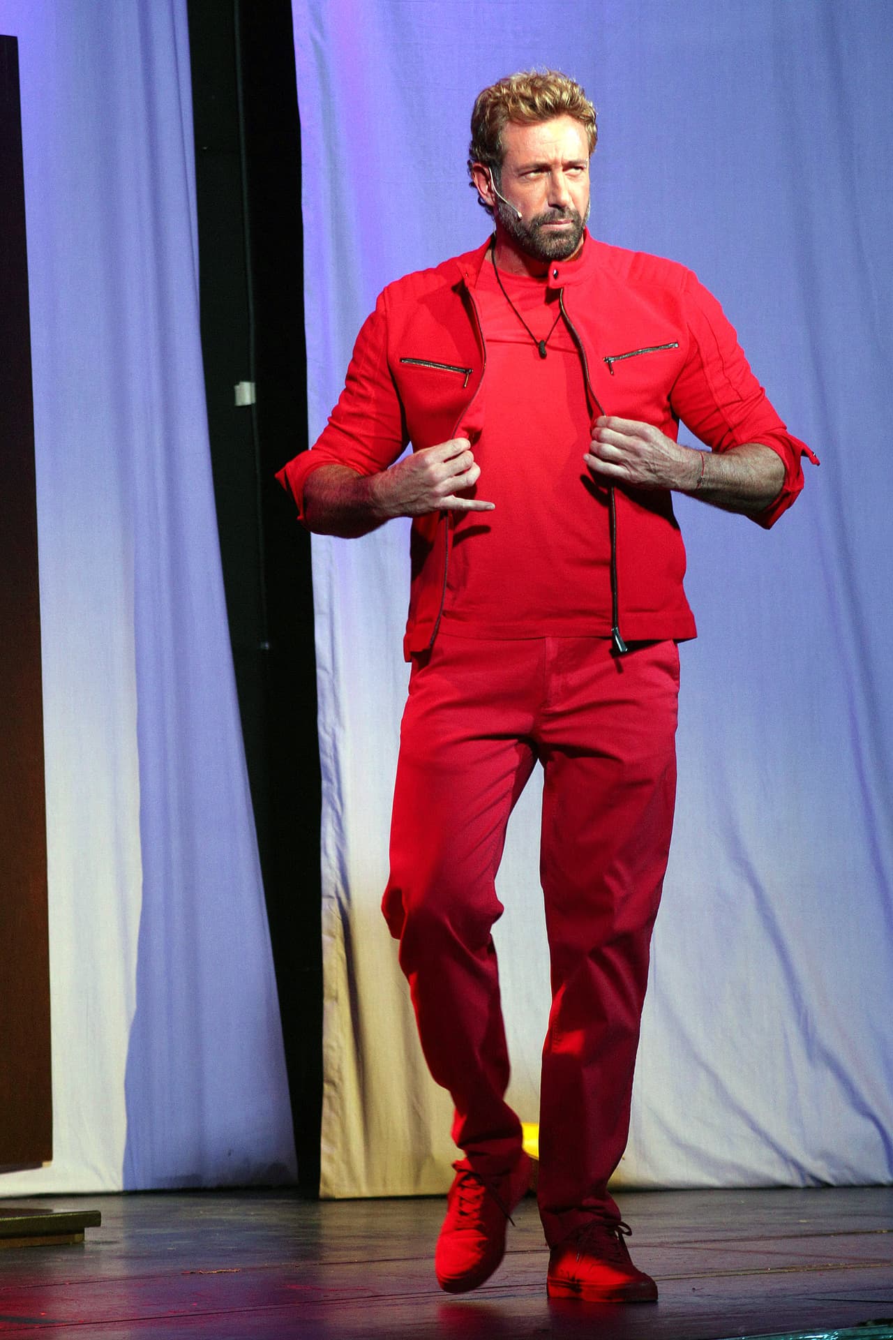 "Si te sigues o no te sigues, si te comentas o no te comentas, no pasa absolutamente nada. Lo que importa es lo que pasa dentro de una relación", aseguró Soto en la entrevista que dio en compañía de Vanessa Guzmán.