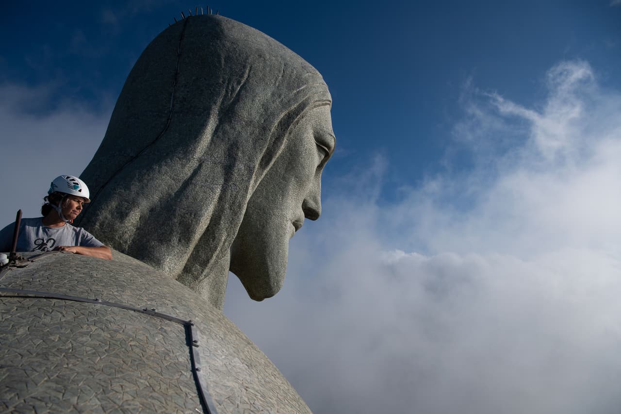 La arquitecta Cristina Ventura está a cargo de la restauración del Cristo Redentor, que en octubre de este año arribará a su 90 aniversario de erigido.