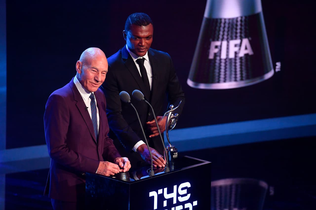 El siguiente galardón fue el Premio al Fair Play –juego limpio–, el cual fue entregado por el actor de Hollywood Patrick Stewart y el exfutbolista Marcel Desailly.