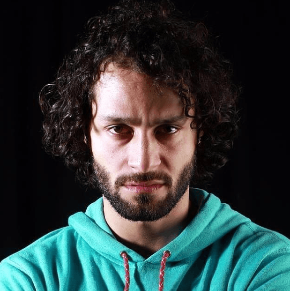 ¿Cómo te gustaría verlo en su próximo proyecto? ¿Cómo villano o héroe?